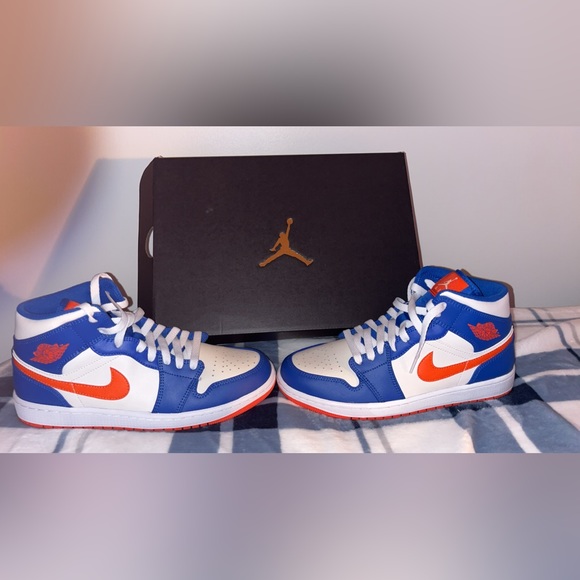 Jordan Other - Jordan 1 Mid, size 8.5, stock x verified.